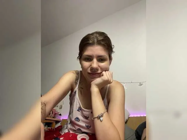 AlissaLexx broadcasting live