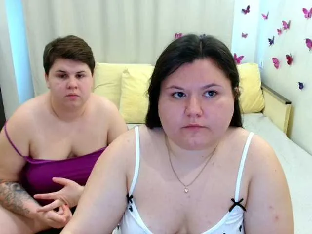 BeckyAndEllen Image 17