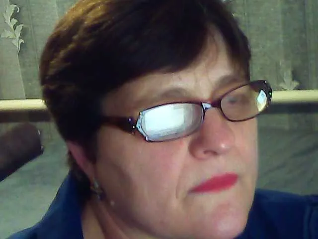 ElzaJewel broadcasting live