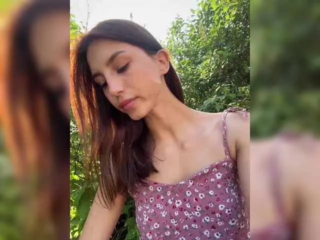 EwaBrown broadcasting live