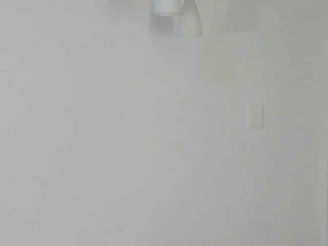 KinkyCutie broadcasting live