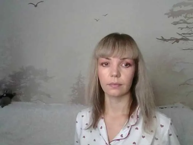 Kissz broadcasting live