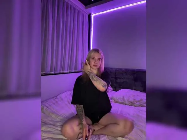 Millashaa broadcasting live