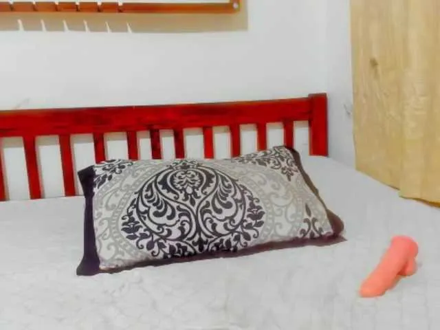 Sam9338 broadcasting live