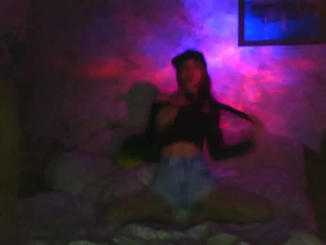 VIP17CoupleDream broadcasting live