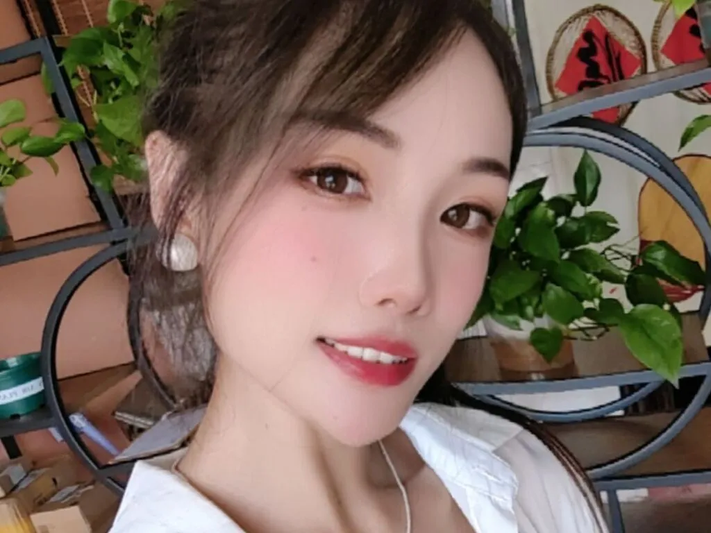 AngerlaMei broadcasting live