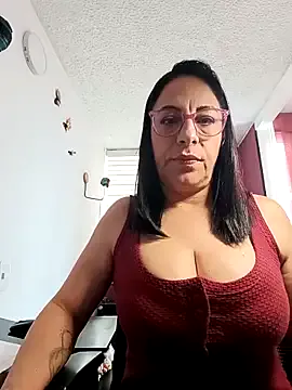 _Kamy_Hot broadcasting live