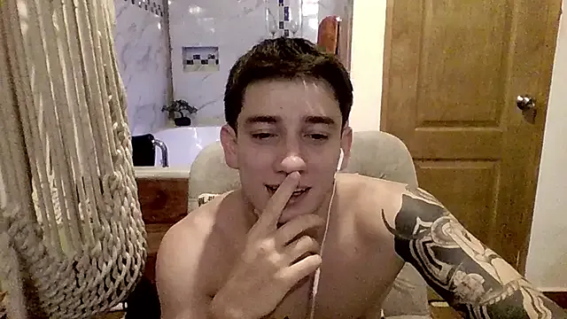 AteneoJr broadcasting live