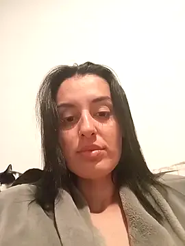 Catmila94 broadcasting live