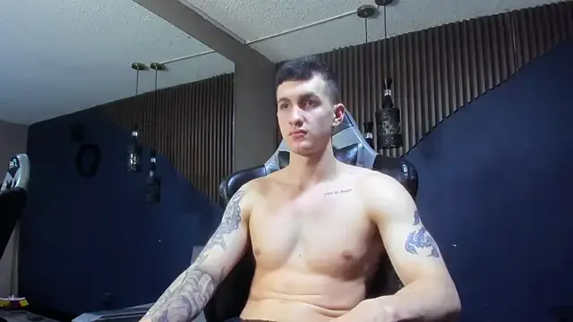 JacksonOlsenn broadcasting live