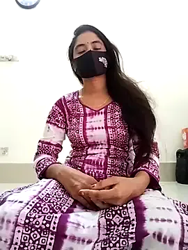 Puja-Rane broadcasting live