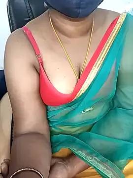 Tamil-hotwife broadcasting live