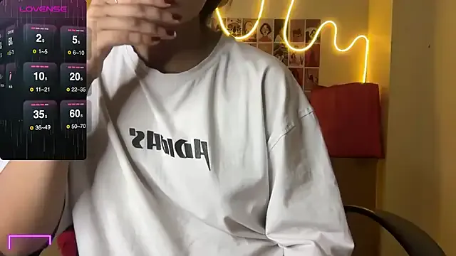 thywyldst69 broadcasting live